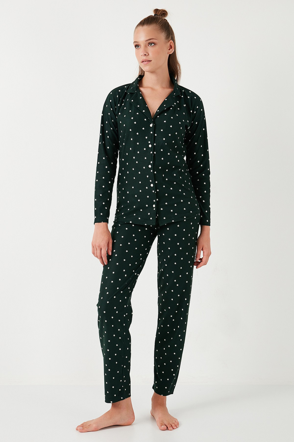 Yumuşak Dokulu Standart Fit Düğmeli Uzun Kollu Kışlık Kadın Pijama Takımı 60956601 YEŞİL