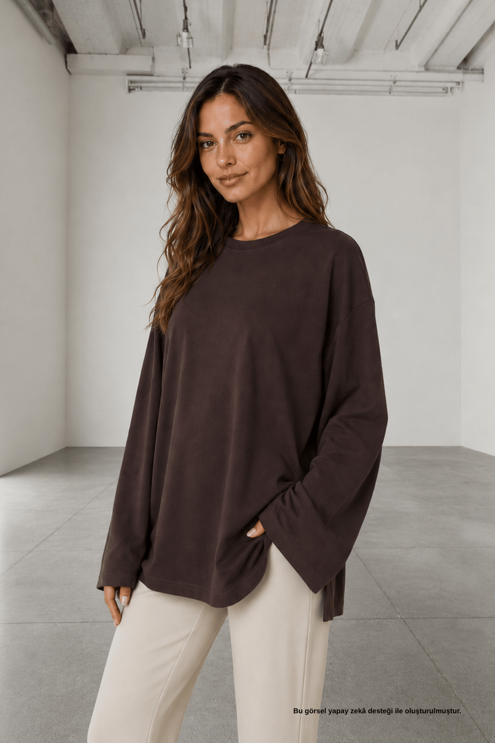 Kahverengi Oversize Bisiklet Yaka Uzun Kollu Basic Sweatshirt - Sweatshirt | Rhen Store