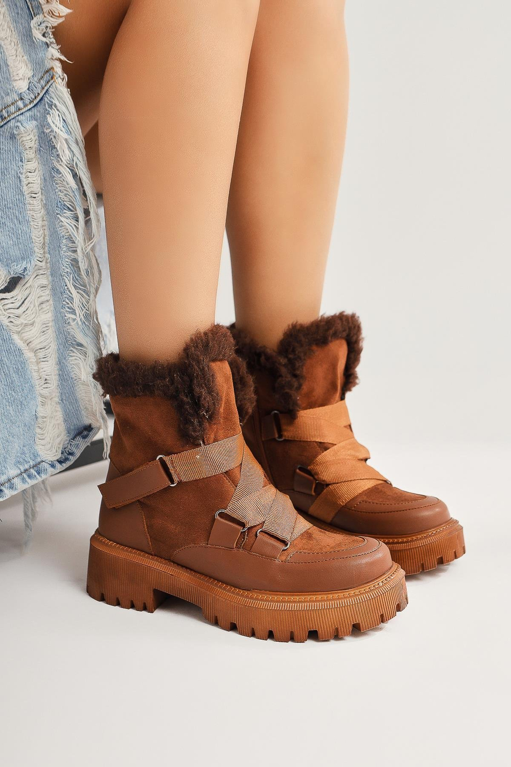 Audra Taba İçi Kürklü Fermuarlı Bot