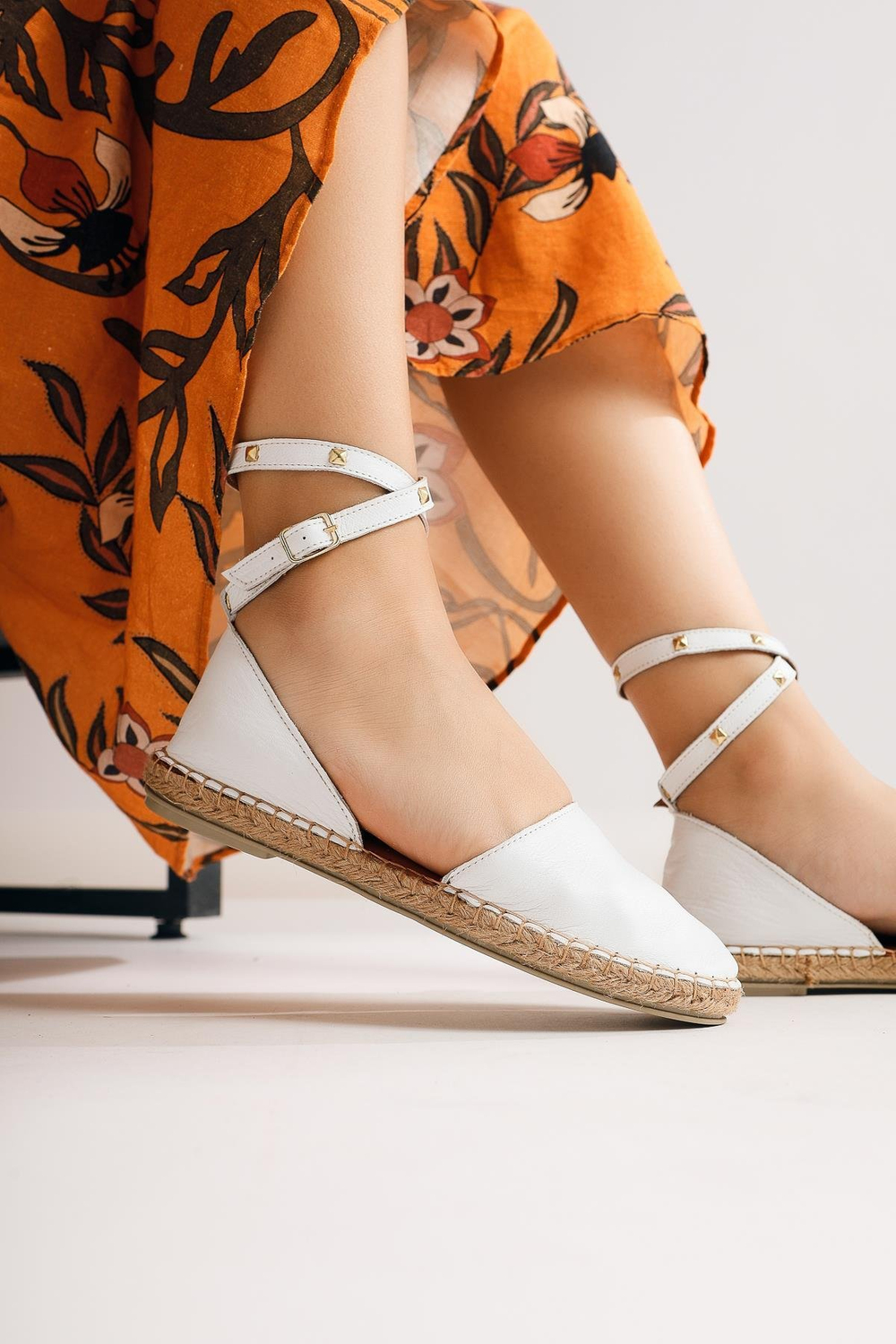 Hakiki Deri Maritsa Beyaz Sandalet