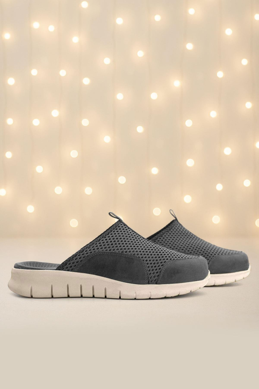 Heep Medikal Koyu Gri Krem Tabanlı Comfort Spor Terlik