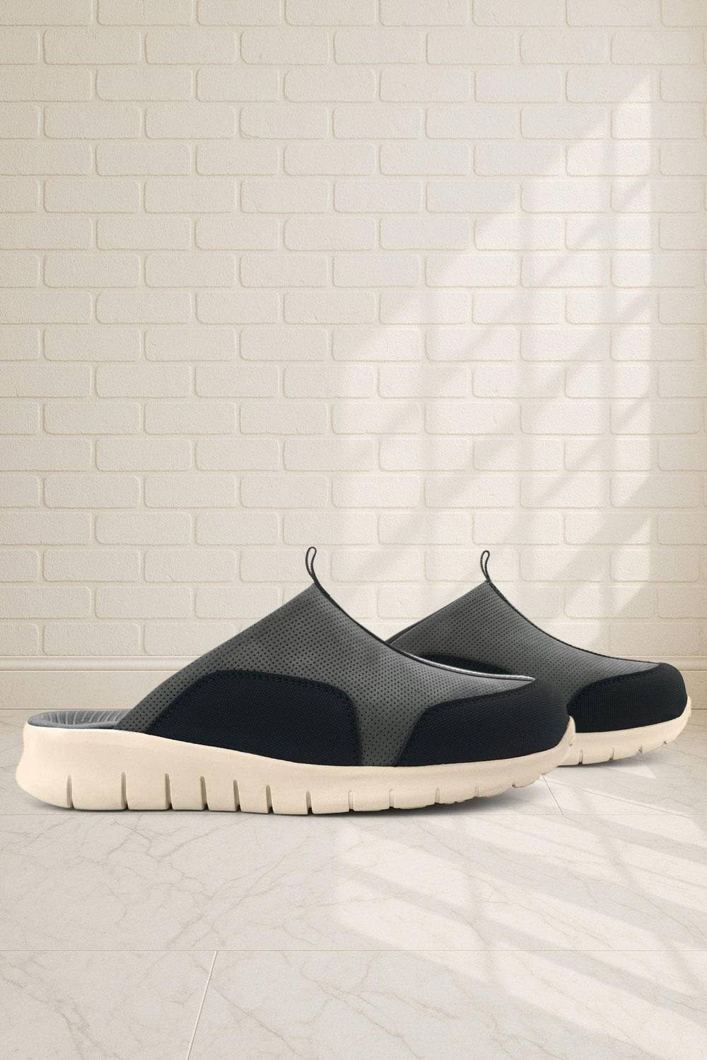 Heep Medikal Hakiki Deri Gri Siyah Krem Tabanlı Comfort Spor Terlik BT52-GRSKR.40