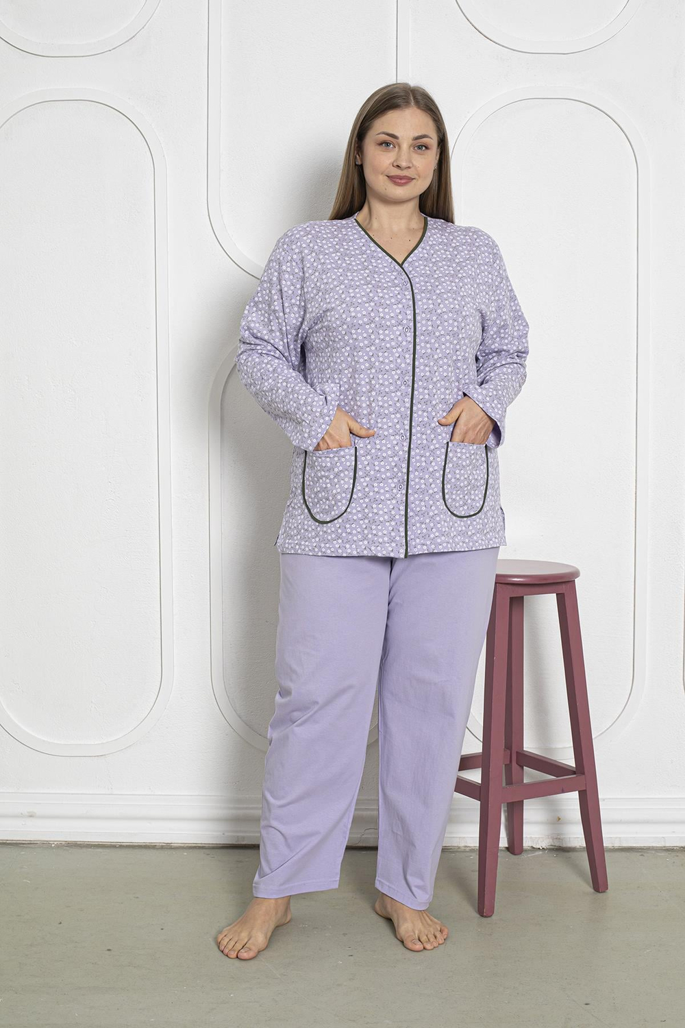 %100 Pamuklu Uzun Kollu Boydan Düğmeli Büyük Beden Kadın Pijama Takımı 206