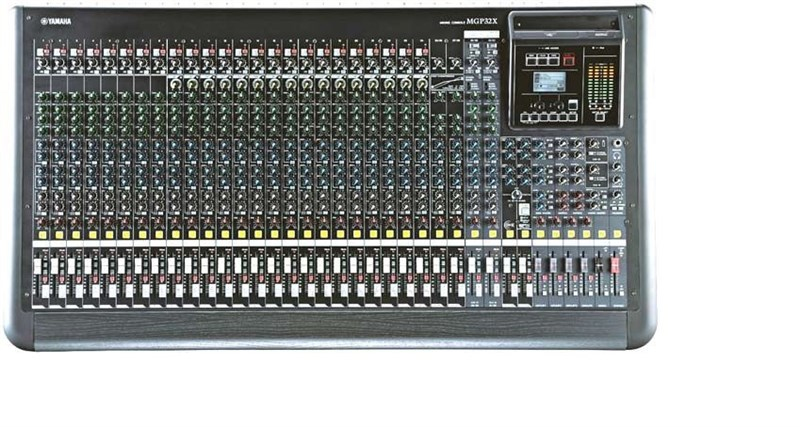 Yamaha MGP 32X - 32 Kanal Deck Mikser
