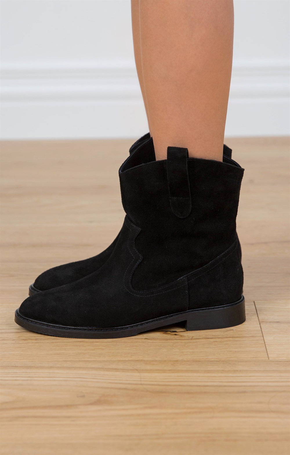 ASH SİYAH SÜET BOT SİYAH