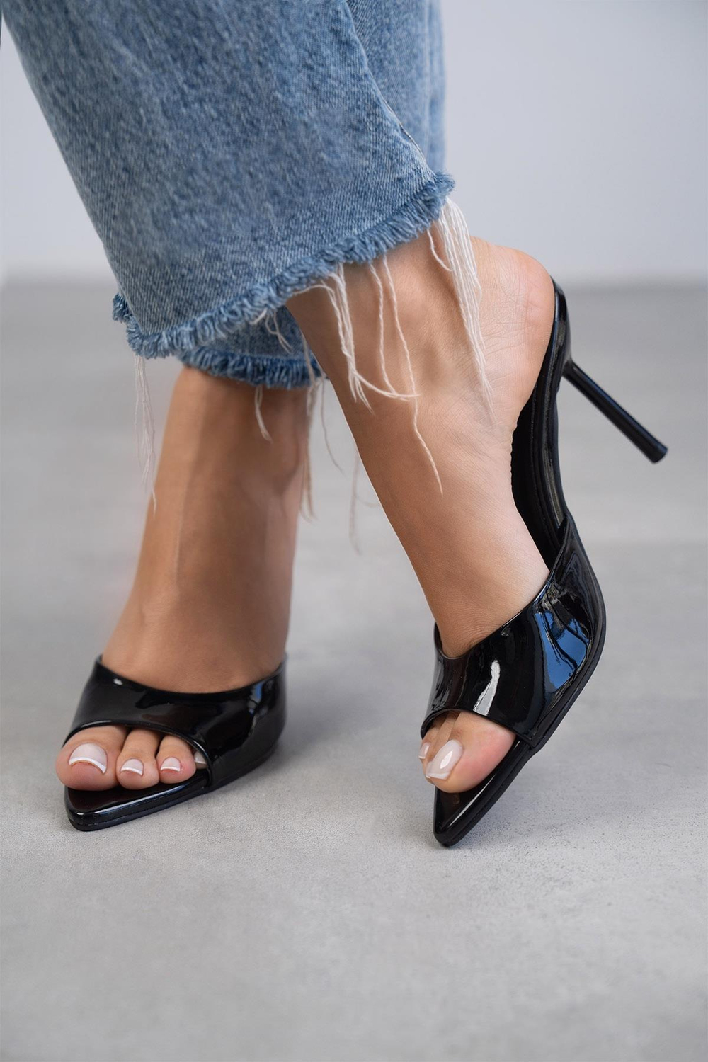 CARMEN SİYAH RUGAN TERLİK SİYAH RUGAN