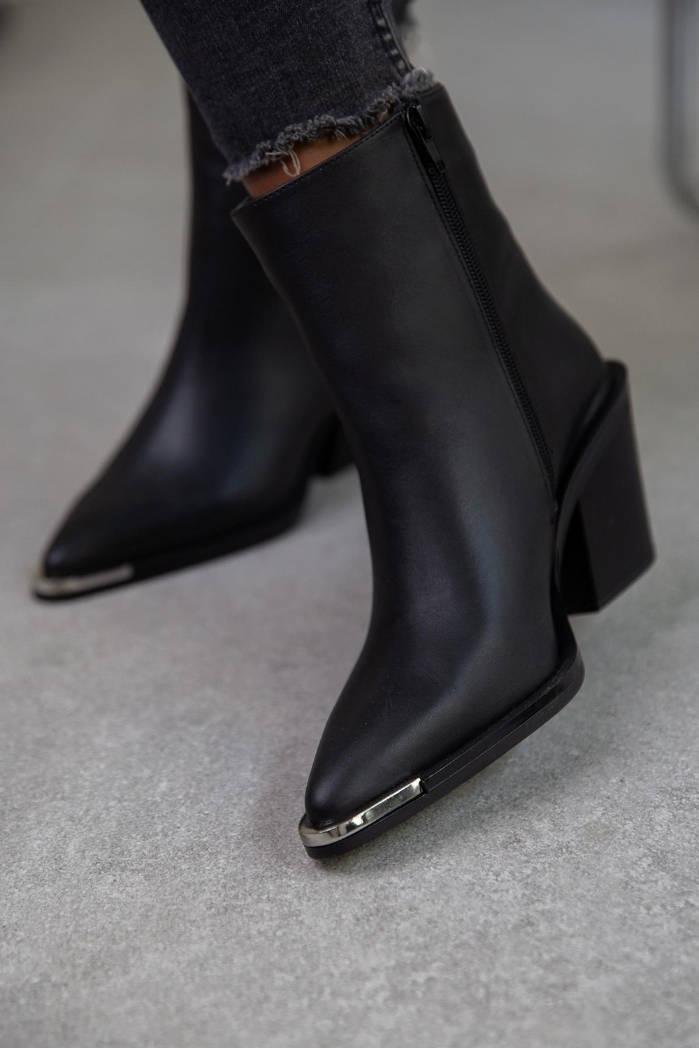 MARTİN SİYAH KOVBOY BOT SİYAH