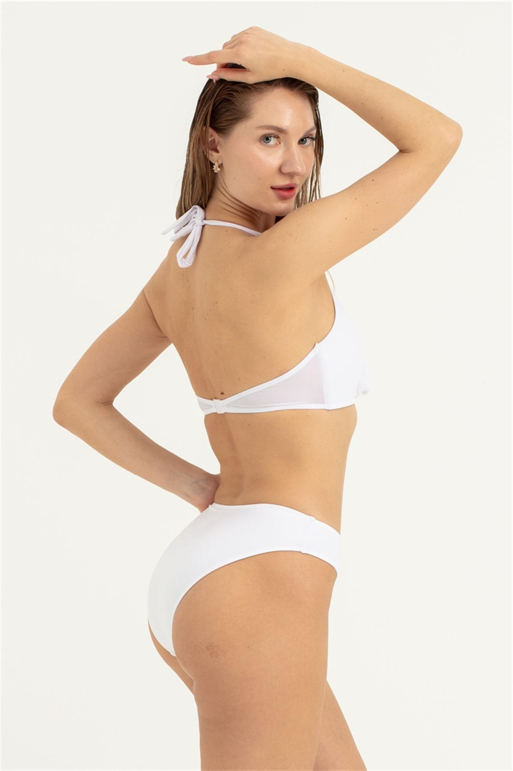 Kadın Beyaz Güllü Bikini Takım