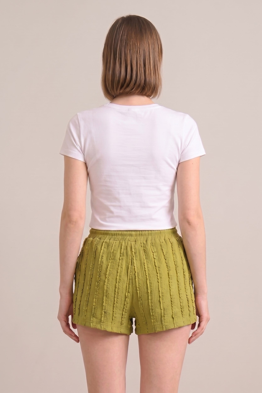 Kadın Çağla Yeşil Fırfırlı Şort