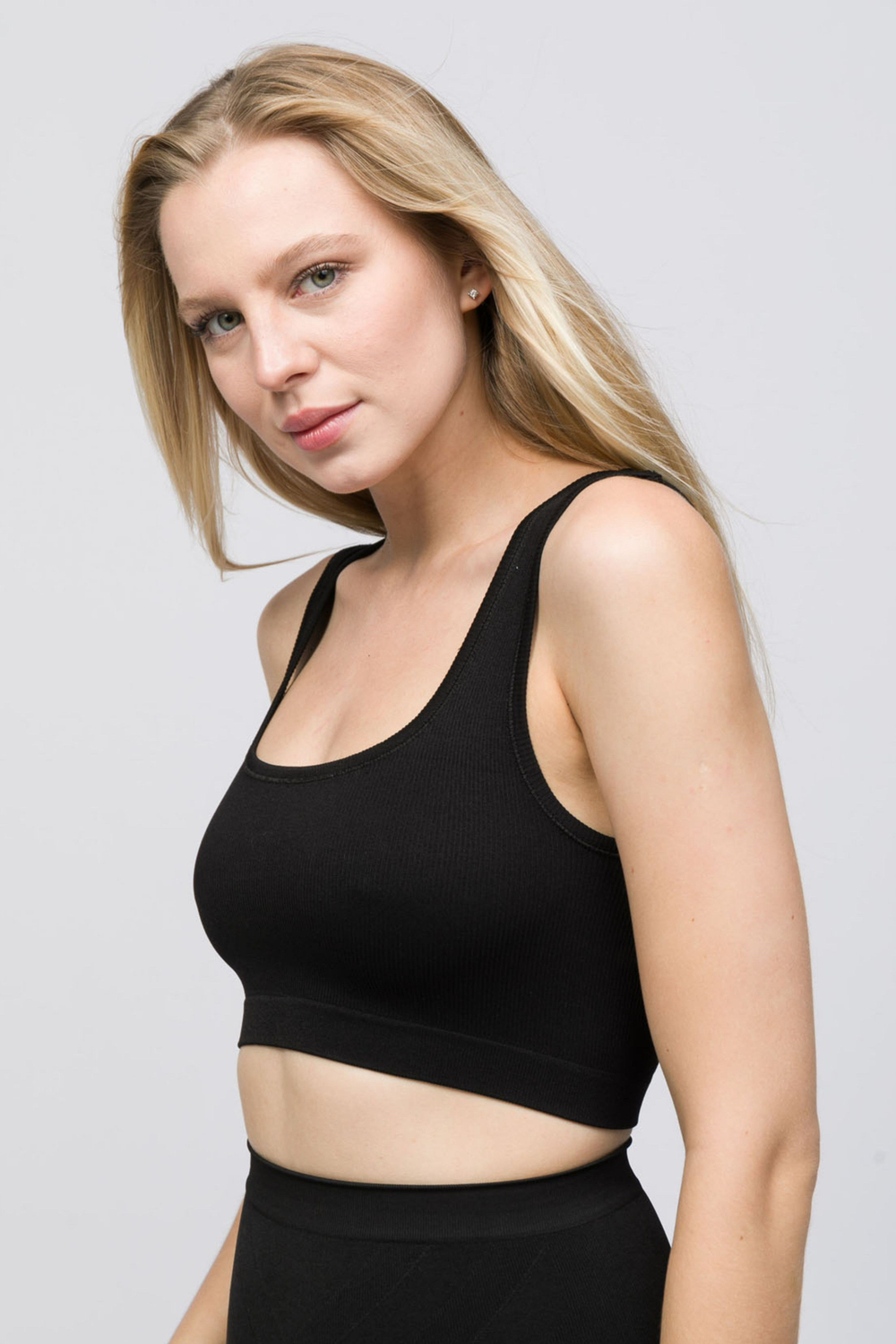 Kadın Siyah Fitilli Kısa Sporcu Crop