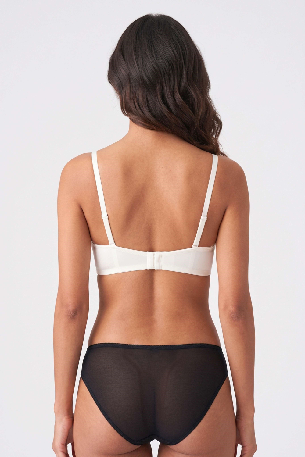 Kadın Siyah Tül Dantelli Slip Külot