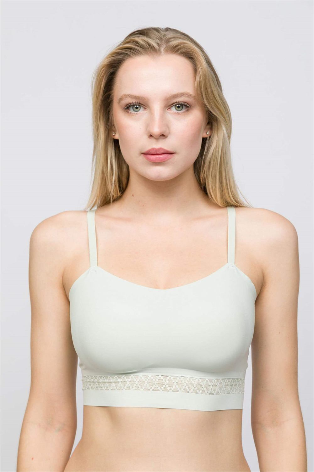 Kadın Yeşil Dantelli Lazer Kesim Bralet 