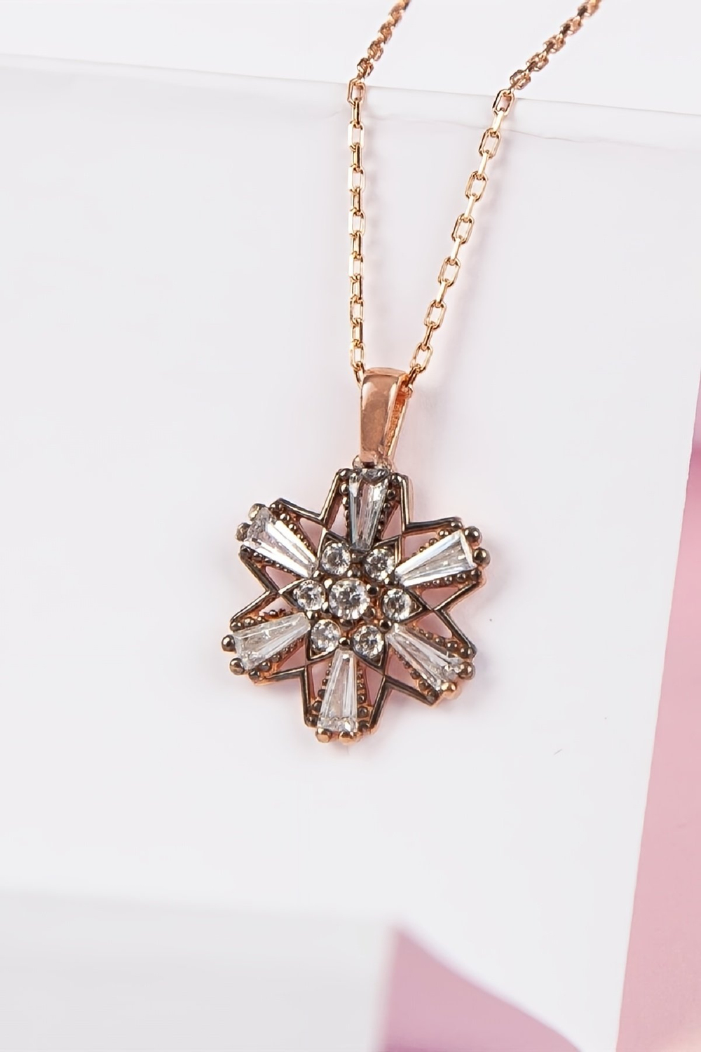 925 Ayar Gümüş Kalem Rodajlı Rose Renk Bayan Çiçek Kolye