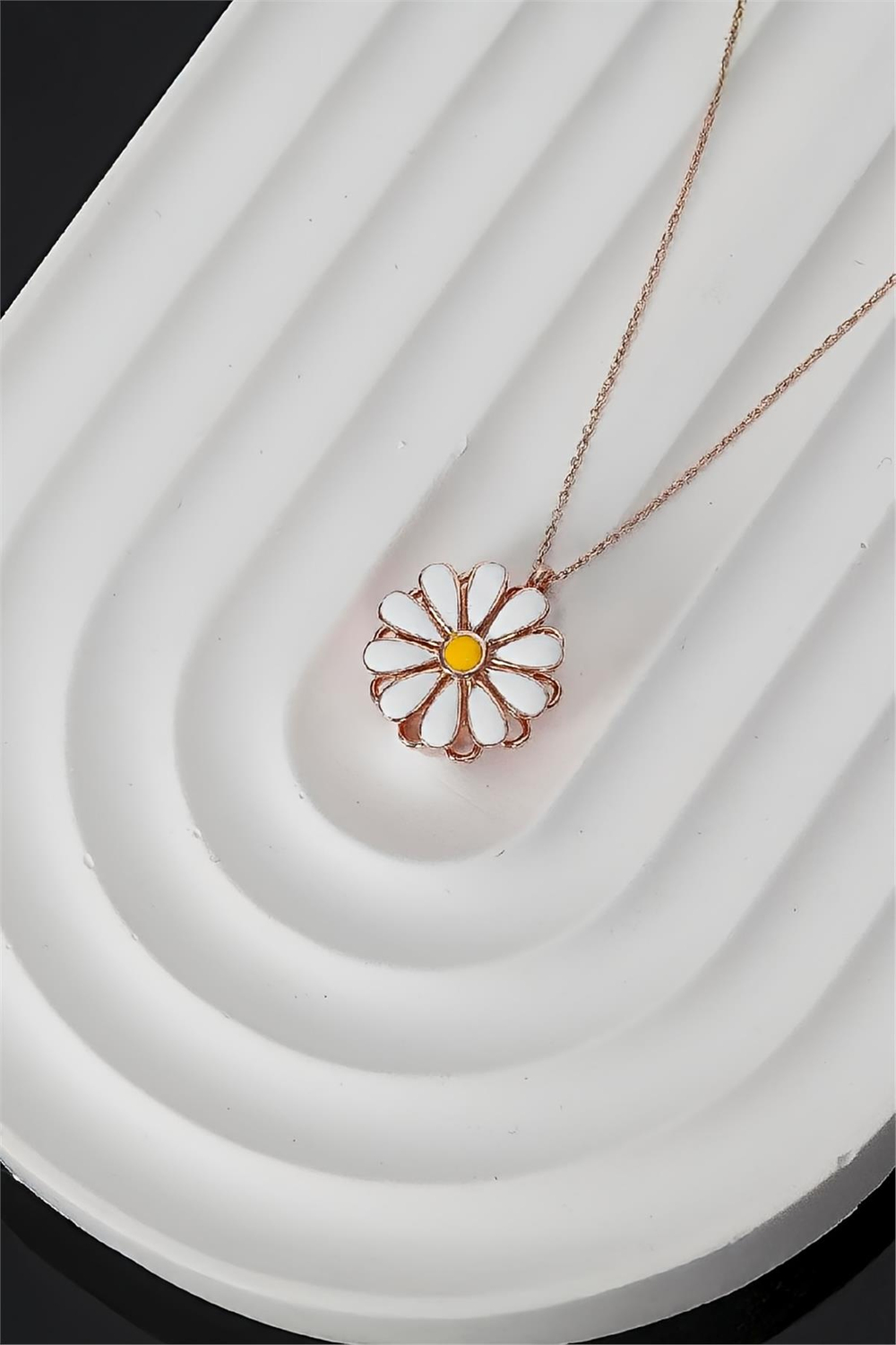 925 Ayar Gümüş Rose Renk Hareketli Papatya Bayan Stres Kolye