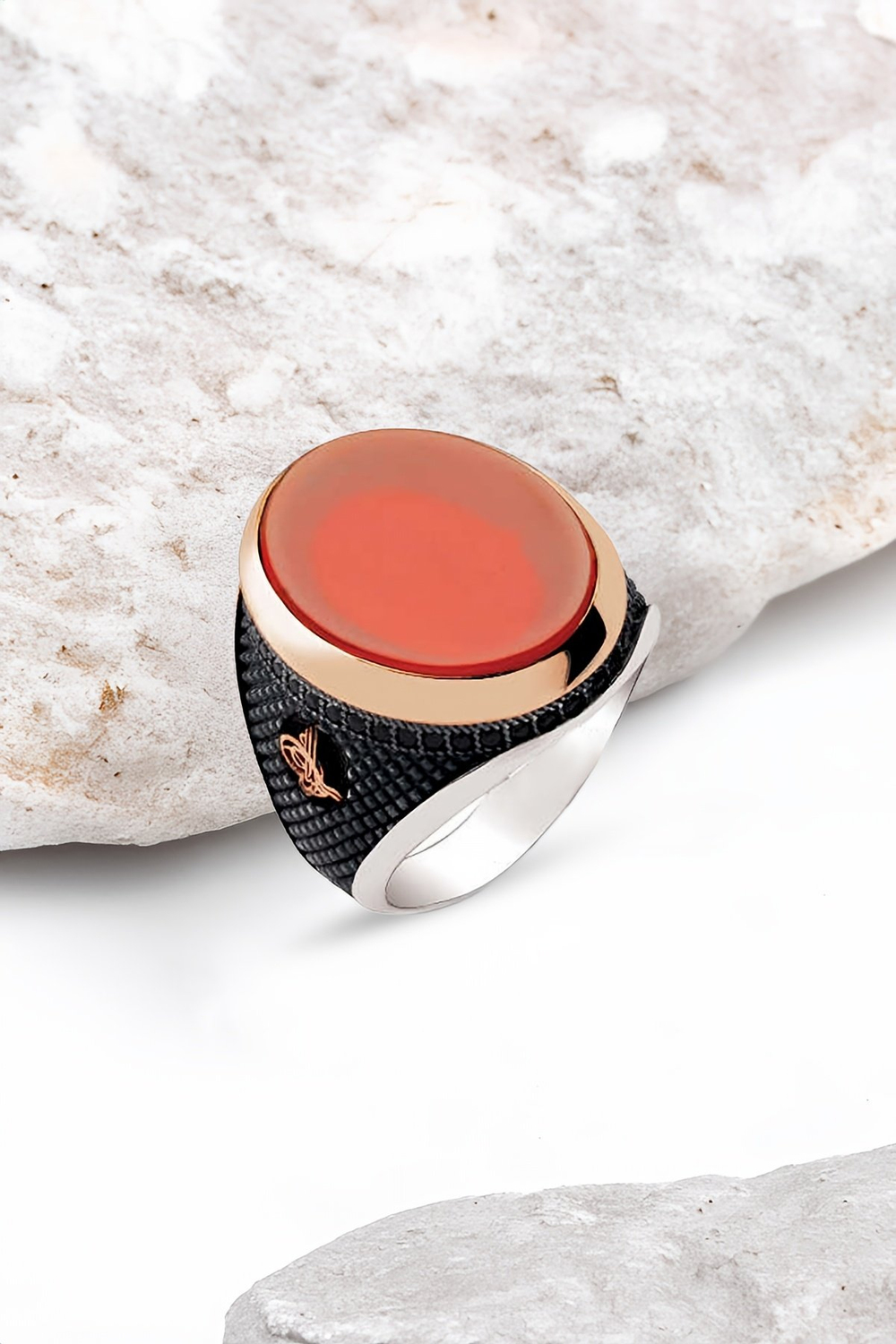 Gümüş Akik Taşlı Osmanlı Tuğralı Motifli Erkek Yüzük