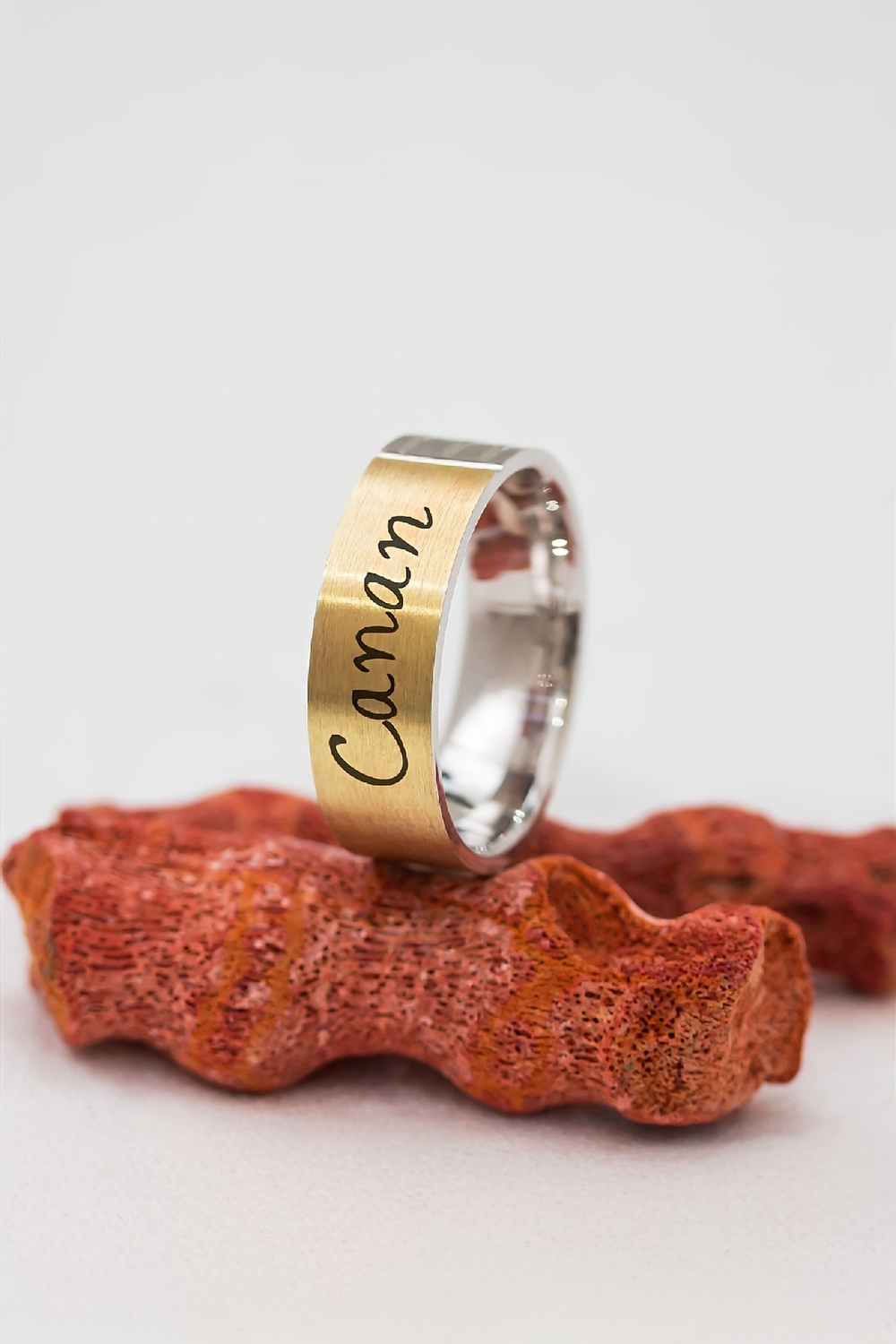 Kişiye Özel Yarım Tur Altın Renk Geçişli İsimli Unisex Gümüş Alyans