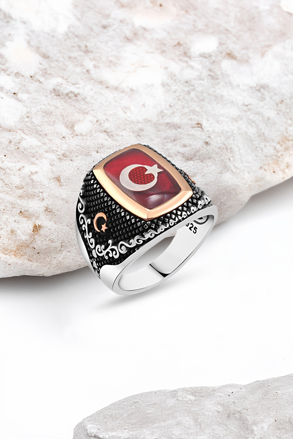 Mineli Türk Bayraklı Gümüş Erkek Yüzük