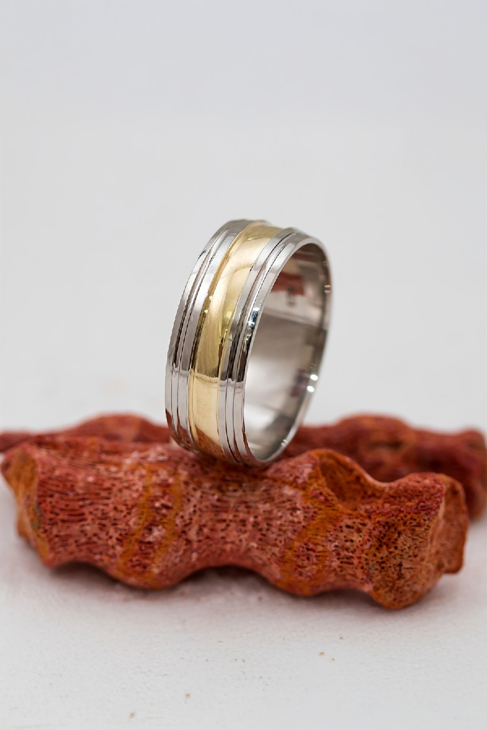 Rodyumlu Ortası Altın Renkli Unisex Gümüş Alyans