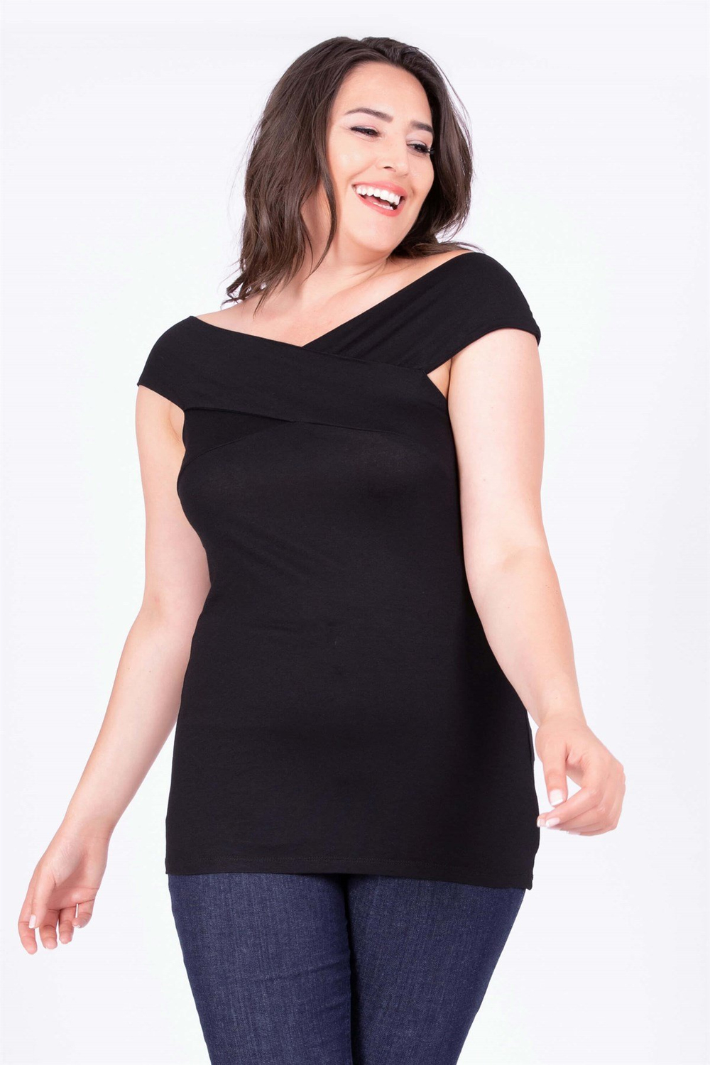 Myline-Karmen V Yaka Kolsuz Bluz Siyah-Büyük Beden Bluz-34715