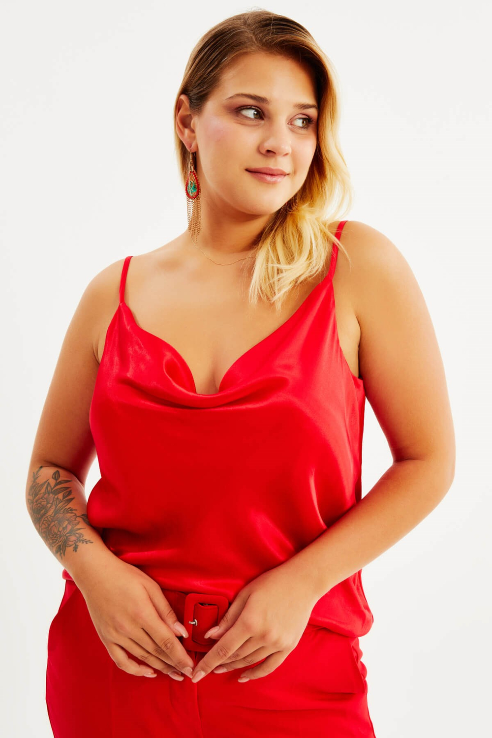 Myline-Saten Degaje Yaka İp Askılı Bluz-Büyük Beden Bluz-77801