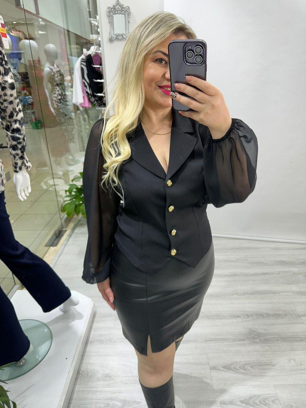  Siyah Kolları Şifon Gold Düğmeli Gömlek Bluz stp 25k1267