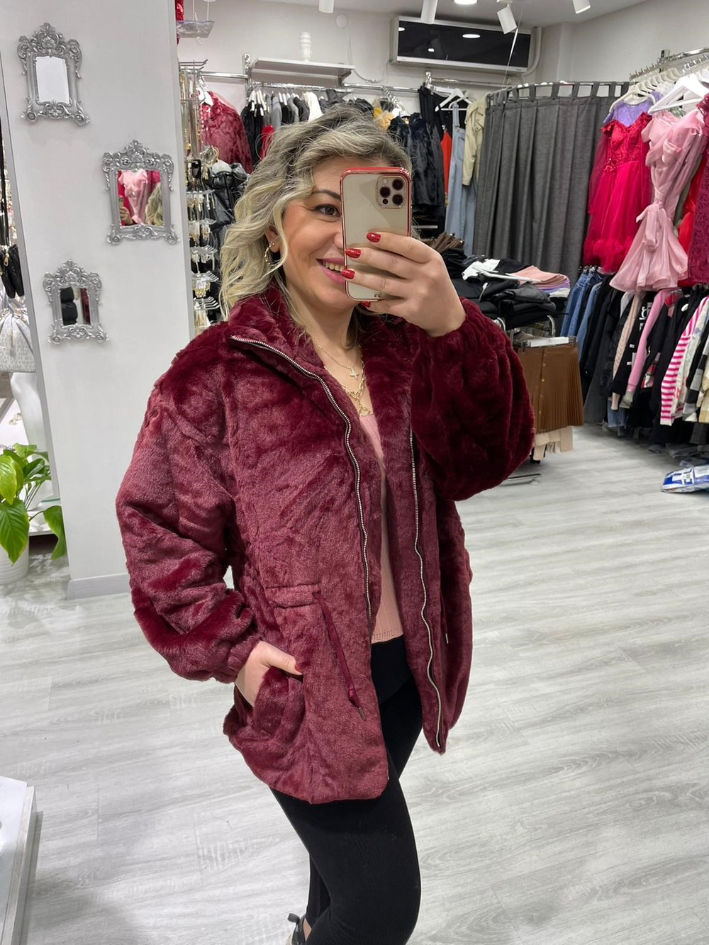 Kadın Bordo Fermuarlı Peluş Kürk 
