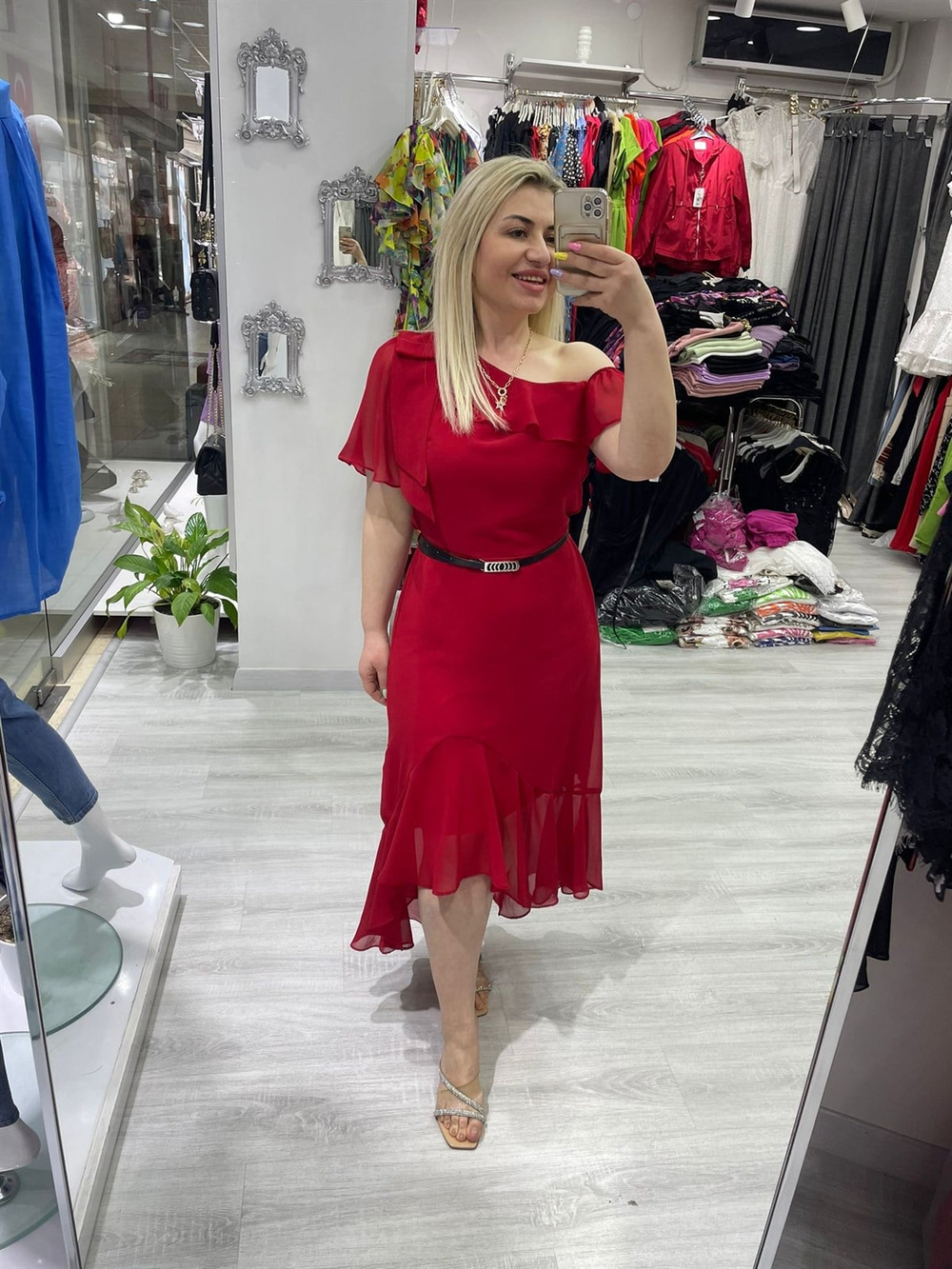 Kadın Fıona Tek Omuz Kırmızı Şifon Elbise 