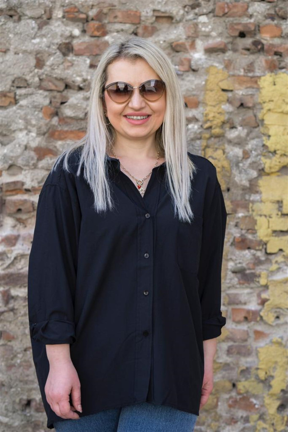 Kadın Poplin Kumaş Oversize Düşük Omuzlu Siyah Gömlek