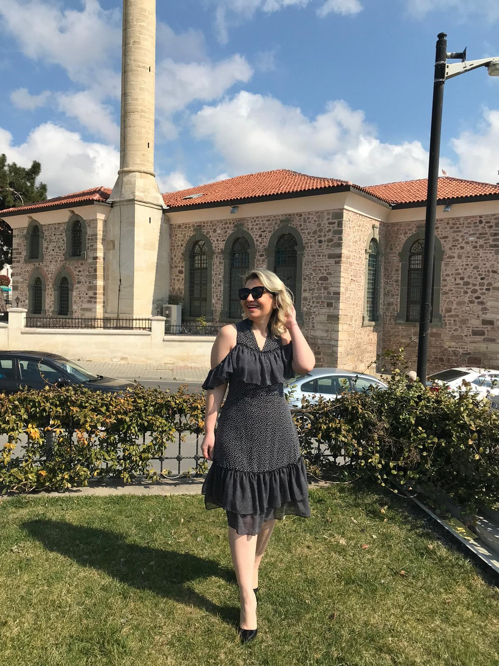 Kadın Puantiyeli Kolları Fırfır Detaylı Şifon  Elbise 