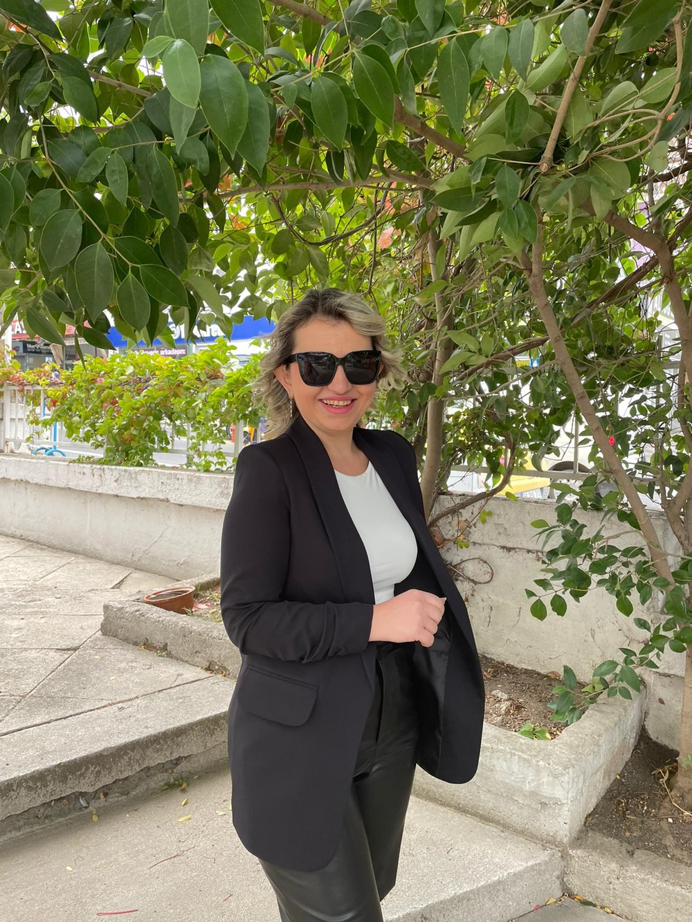 Kadın Siyah Kol Büzgülü Blazer Ceket 