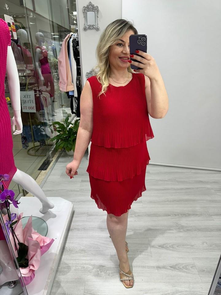 Kırmızı Premium İnce Piliseli 3 Katlı Kolsuz Şifon Elbise stp 25Y2627