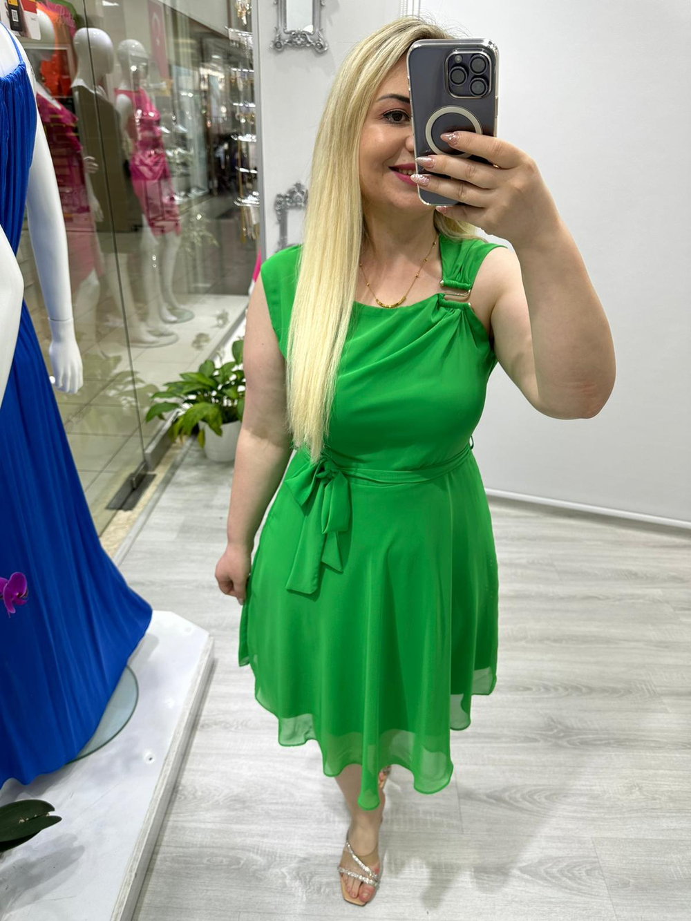 Lilibety S Tokalı Yeşil Şifon Elbise