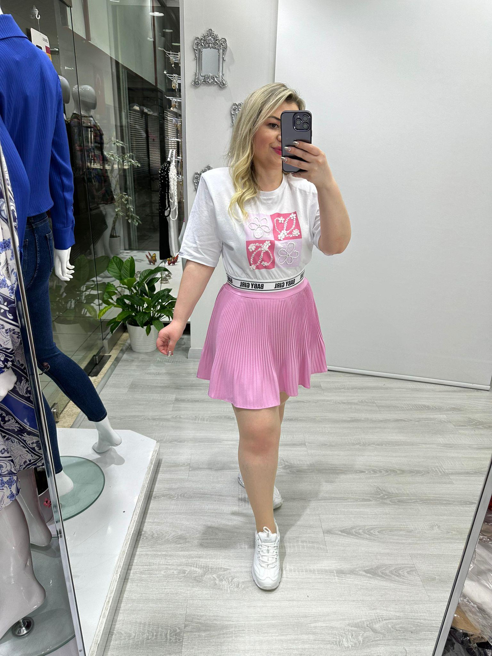 Pembe Piliseli Şortlu Krep Kumaş Etek