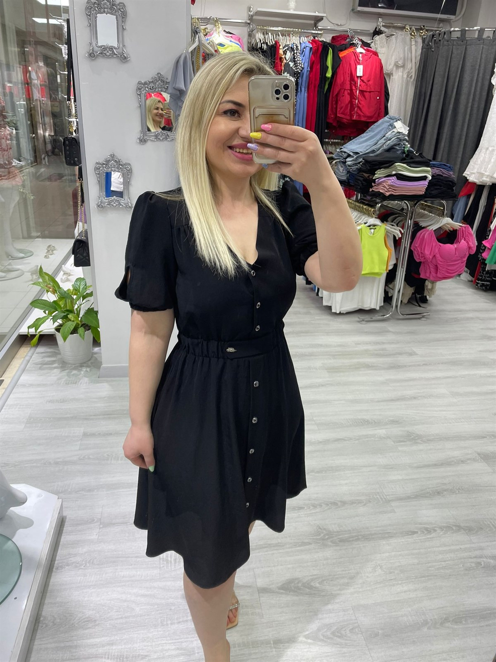Rosa Sırt Detaylı Siyah Elbise 