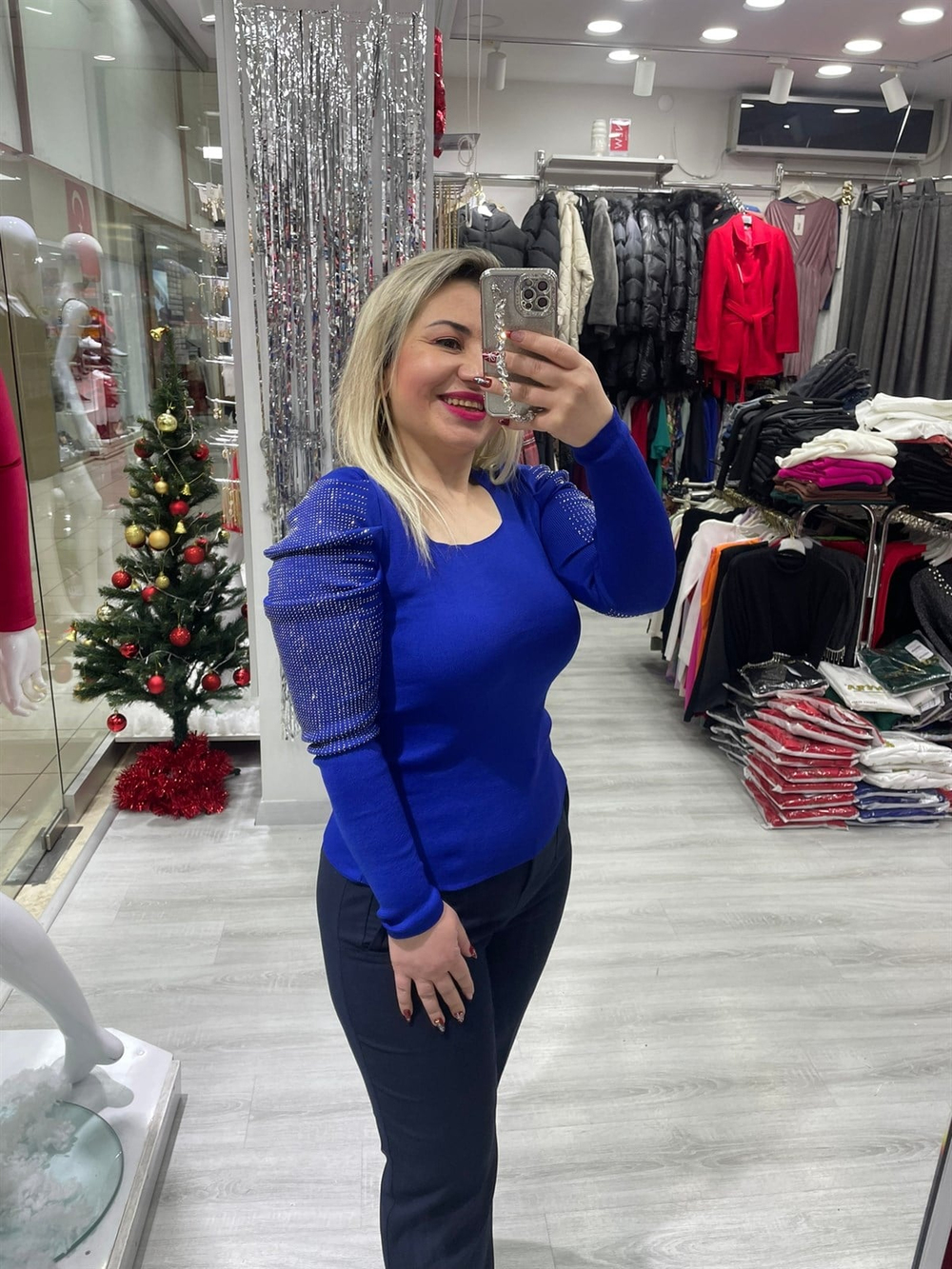 Saks Mavi Kolları Taşlı Triko Kazak