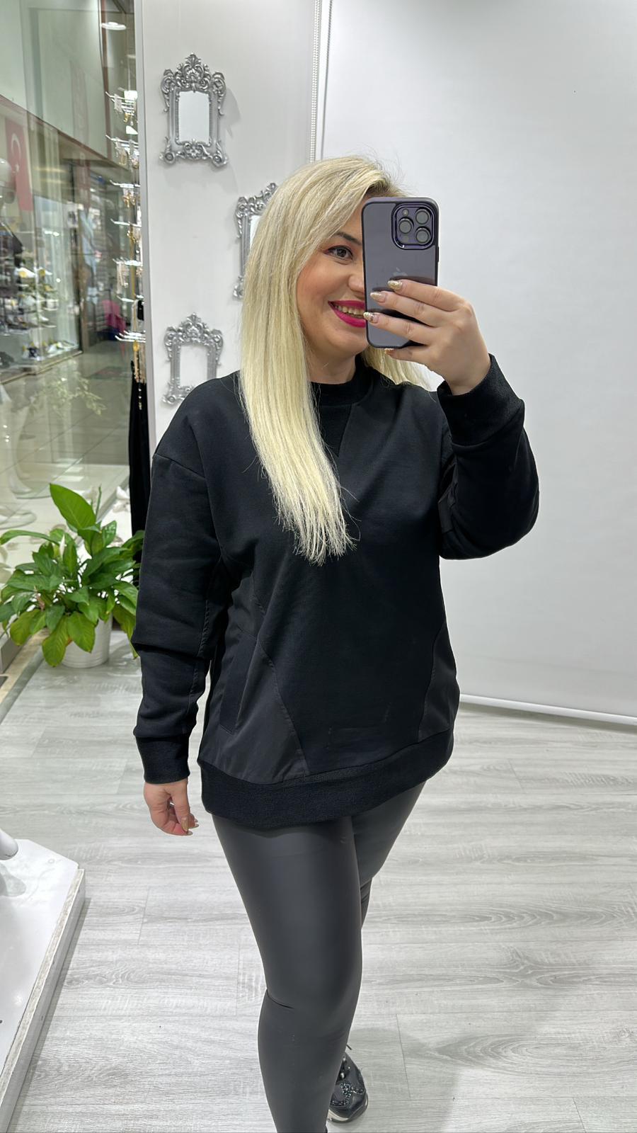 Siyah İki Yan Cepli Sweat