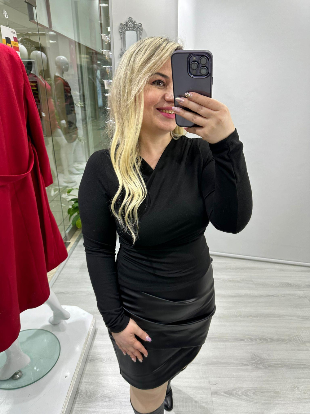 Siyah Kruvaze Yaka Örme Bluz
