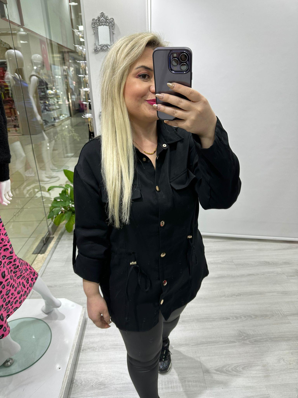Siyah Rose Gold Düğme Detaylı Bel Bağlamalı Gömlek 