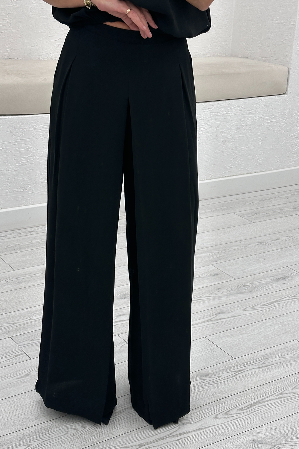 Siyah Bluz Pantolon Takım 0012