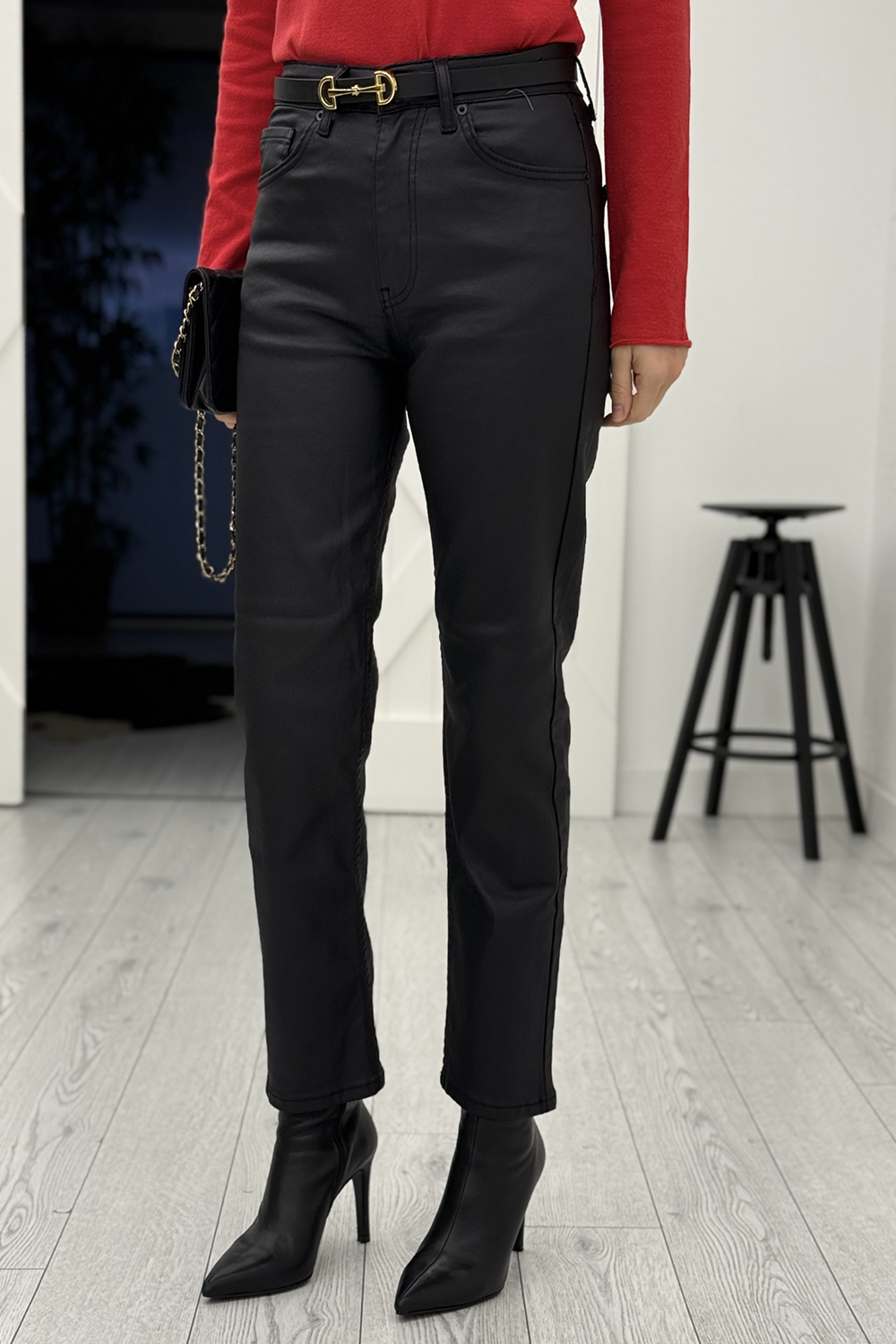 Siyah Kaplamalı Boyfit 3250