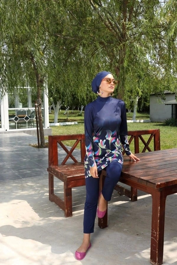 Starinci MayoStarinci Likra Tam Kapalı Mayo Lacivert Alt Detay Çiçek Desenli