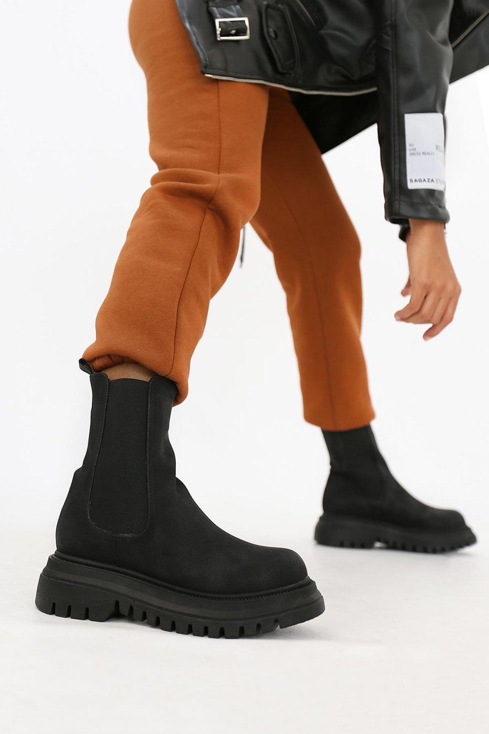 BABİTA MODEL 3 CM TABANLI YENİ SEZON BOT POSTAL KÖMÜR