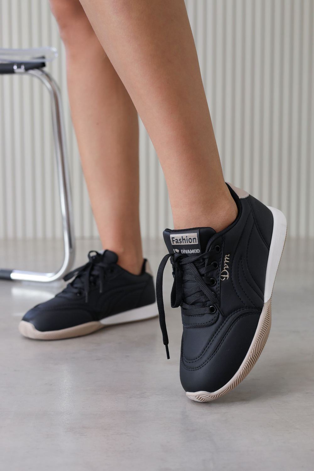 dv155  model 2 cm tabanlı yeni sezon spor ayakkabı SIYAH