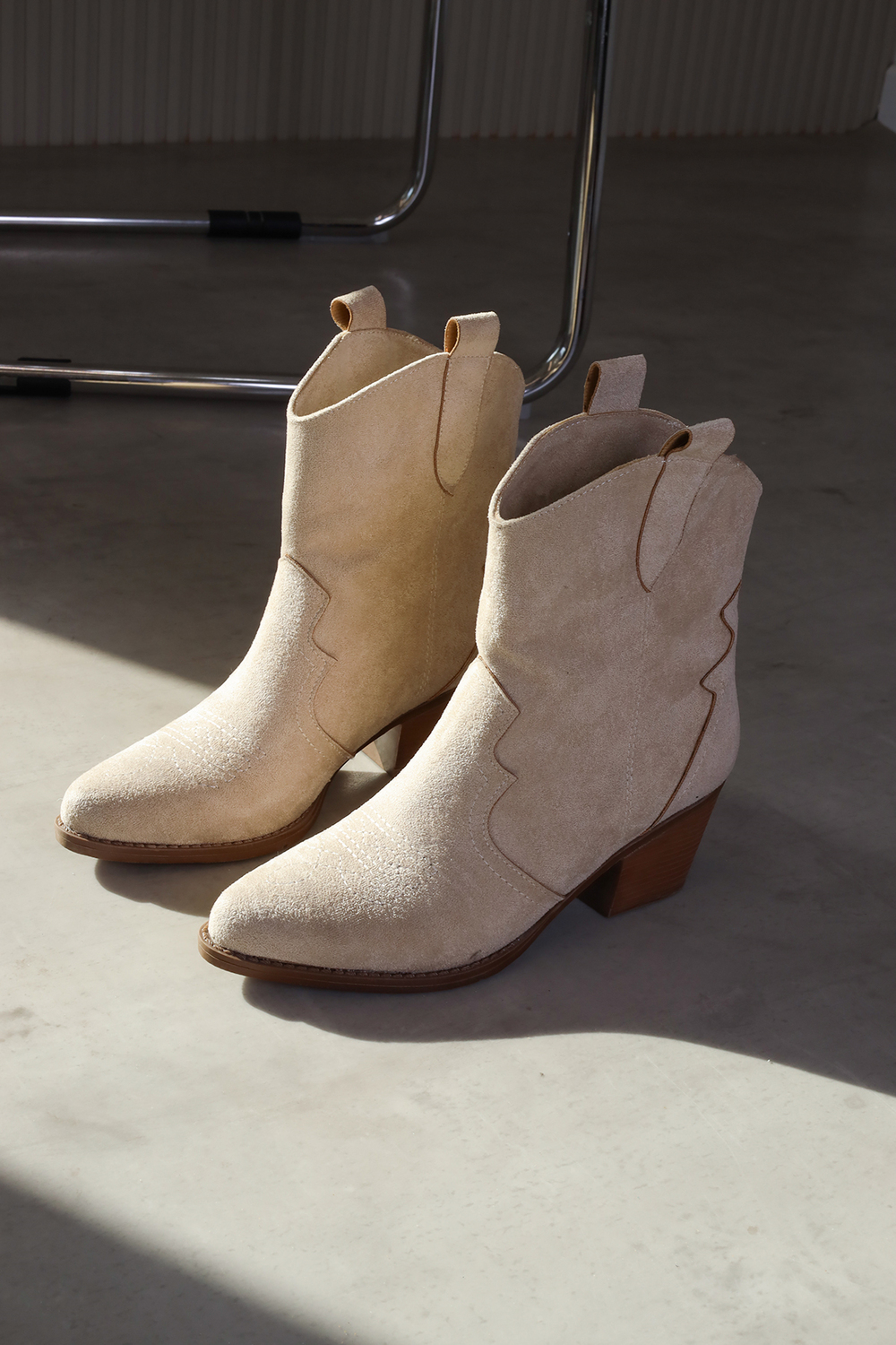 ST145 MODEL 5 CM TOPUKLU WESTERN BOT TEN.SUET