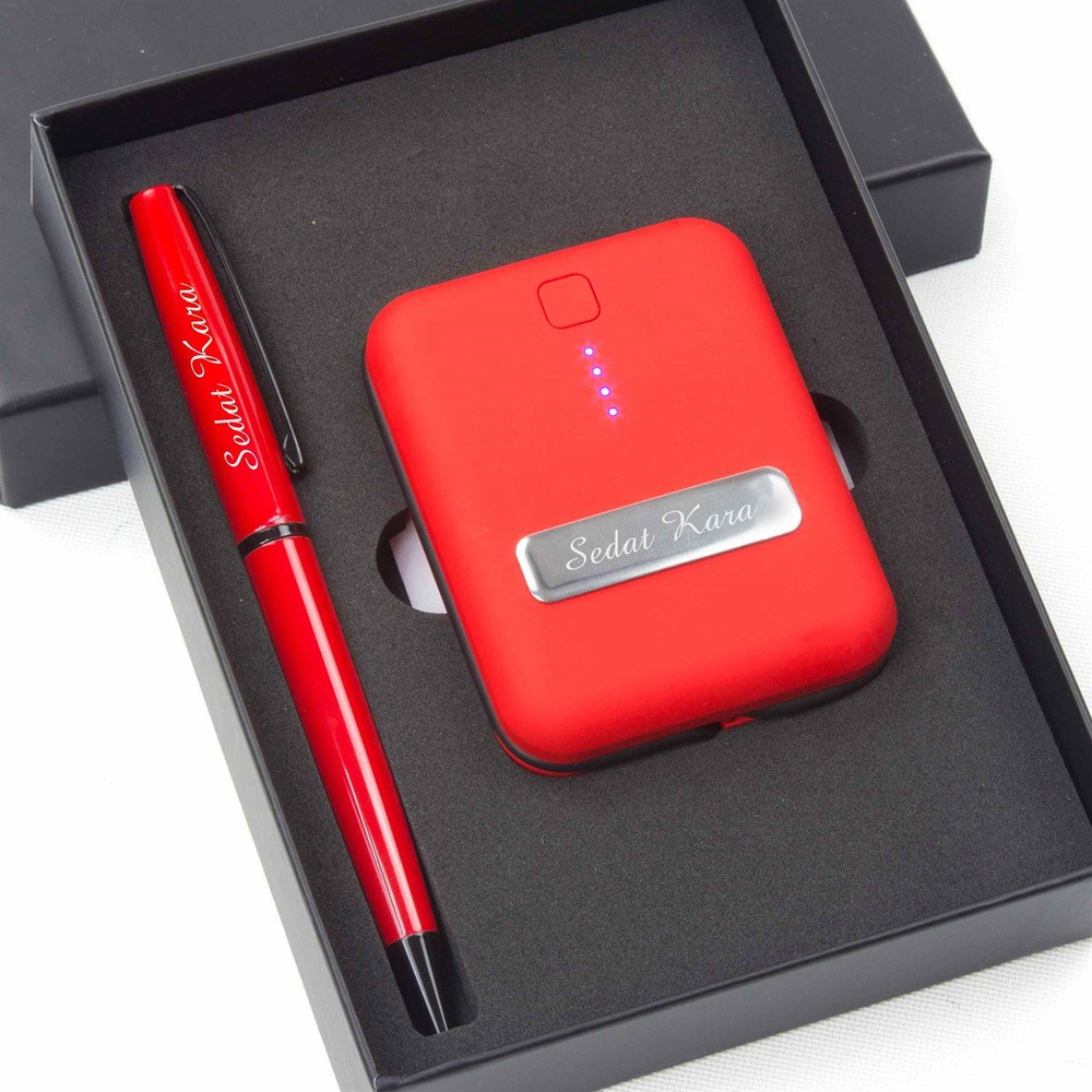 İsme Özel 5200 Mah. Powerbank ve Kalem Seti Özel Tasarım Kutulu Kırmızı