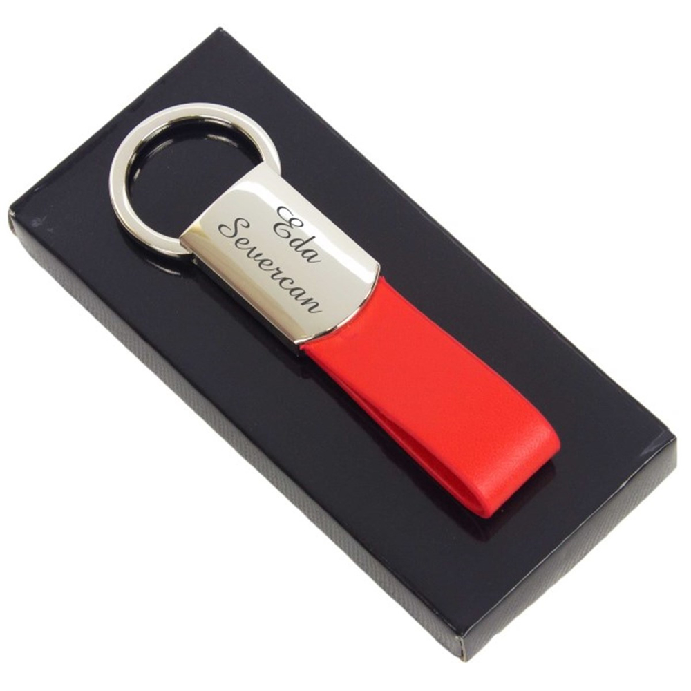 İsme Özel Deri ve Metal Ayrıntılı Kırmızı Anahtarlık