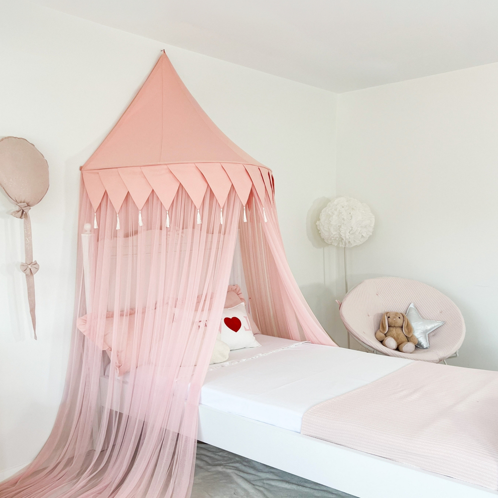 DUVAR TENTESİ - BAYRAKLI - PEMBE PEMBE