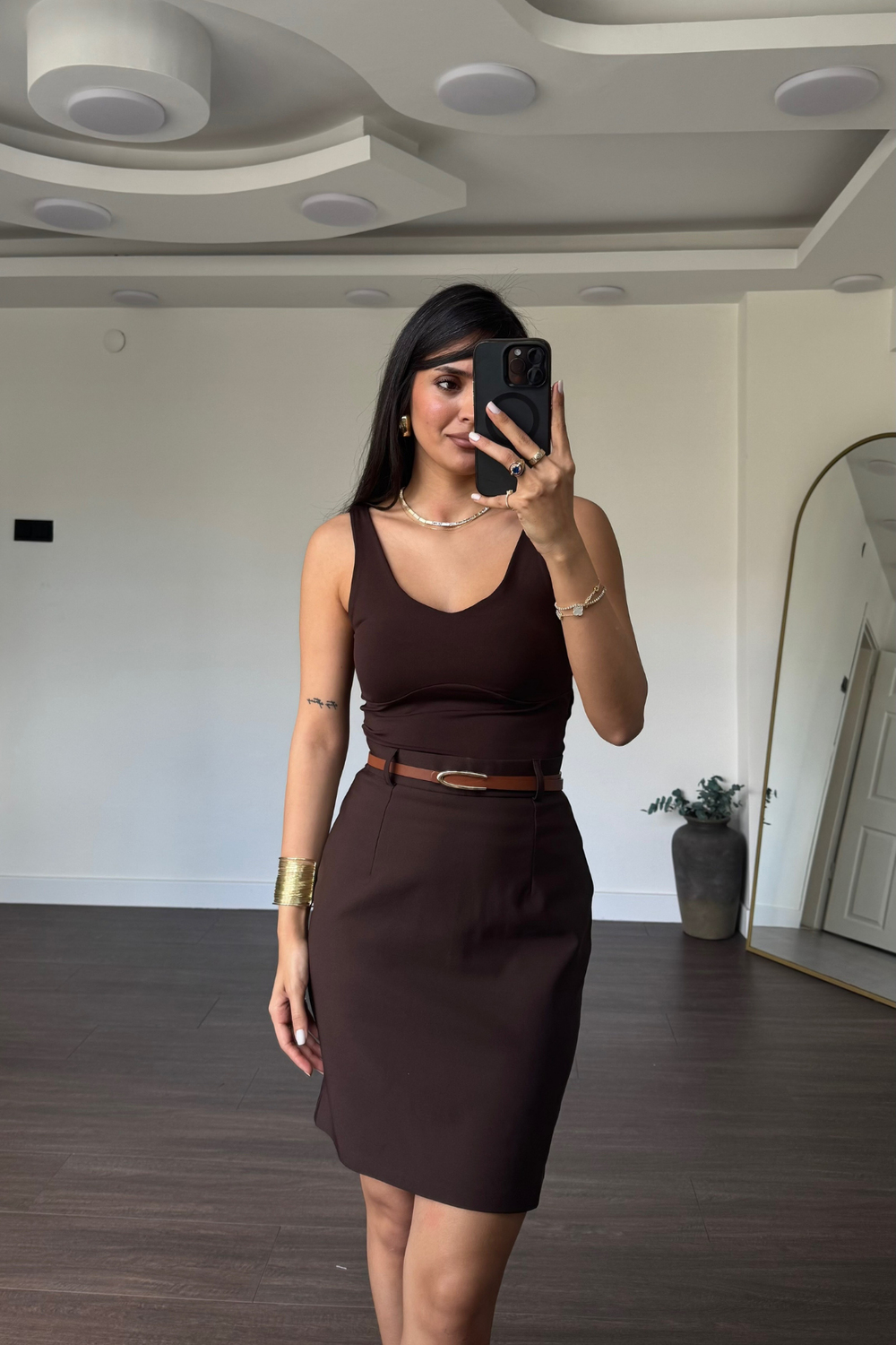 Arkadan Yırtmaçlı Kısa Kalem Etek-Kahve