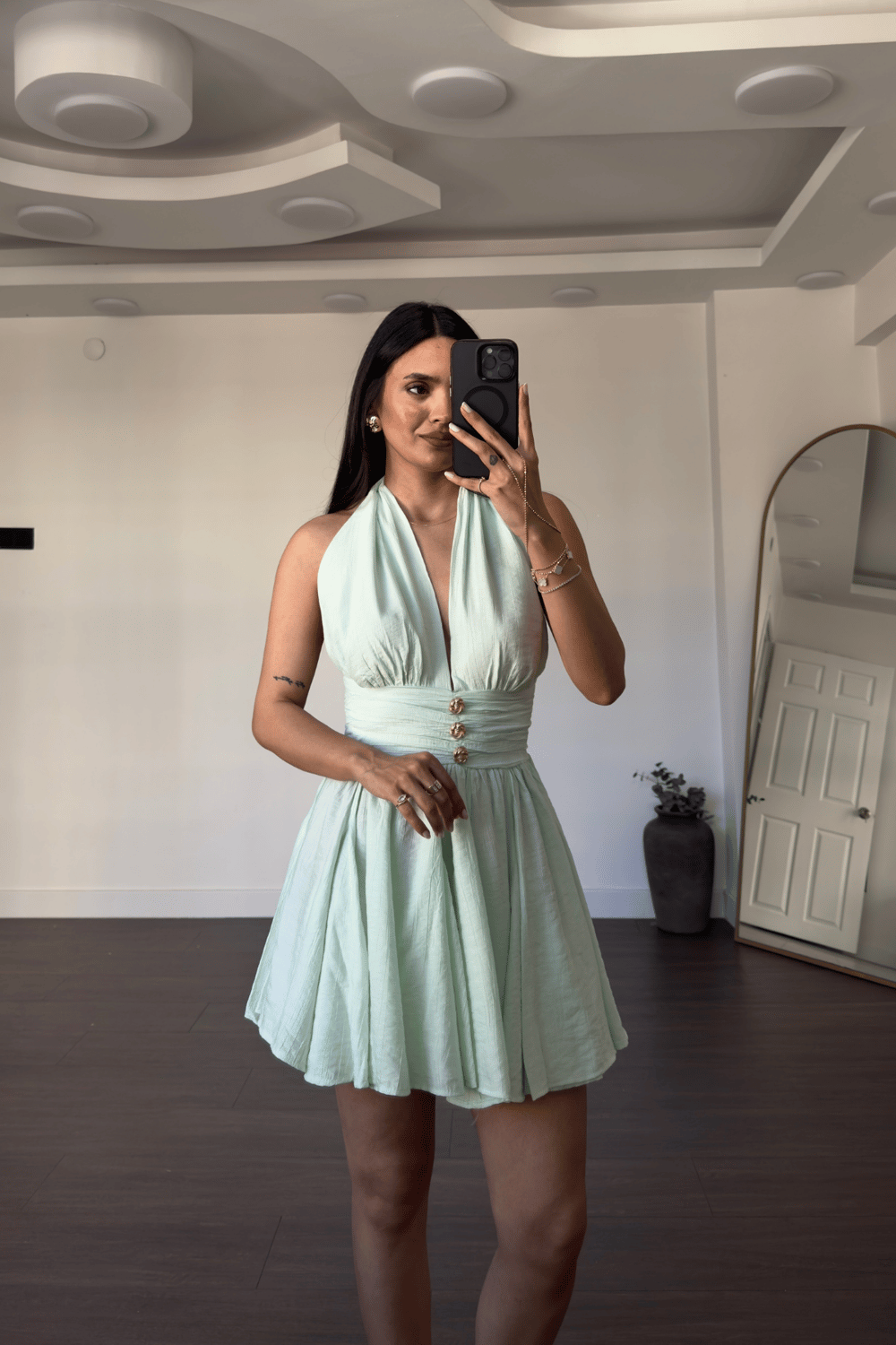 Boyundan Bağlamalı Düğme Detaylı Elbise-Mint Yeşili