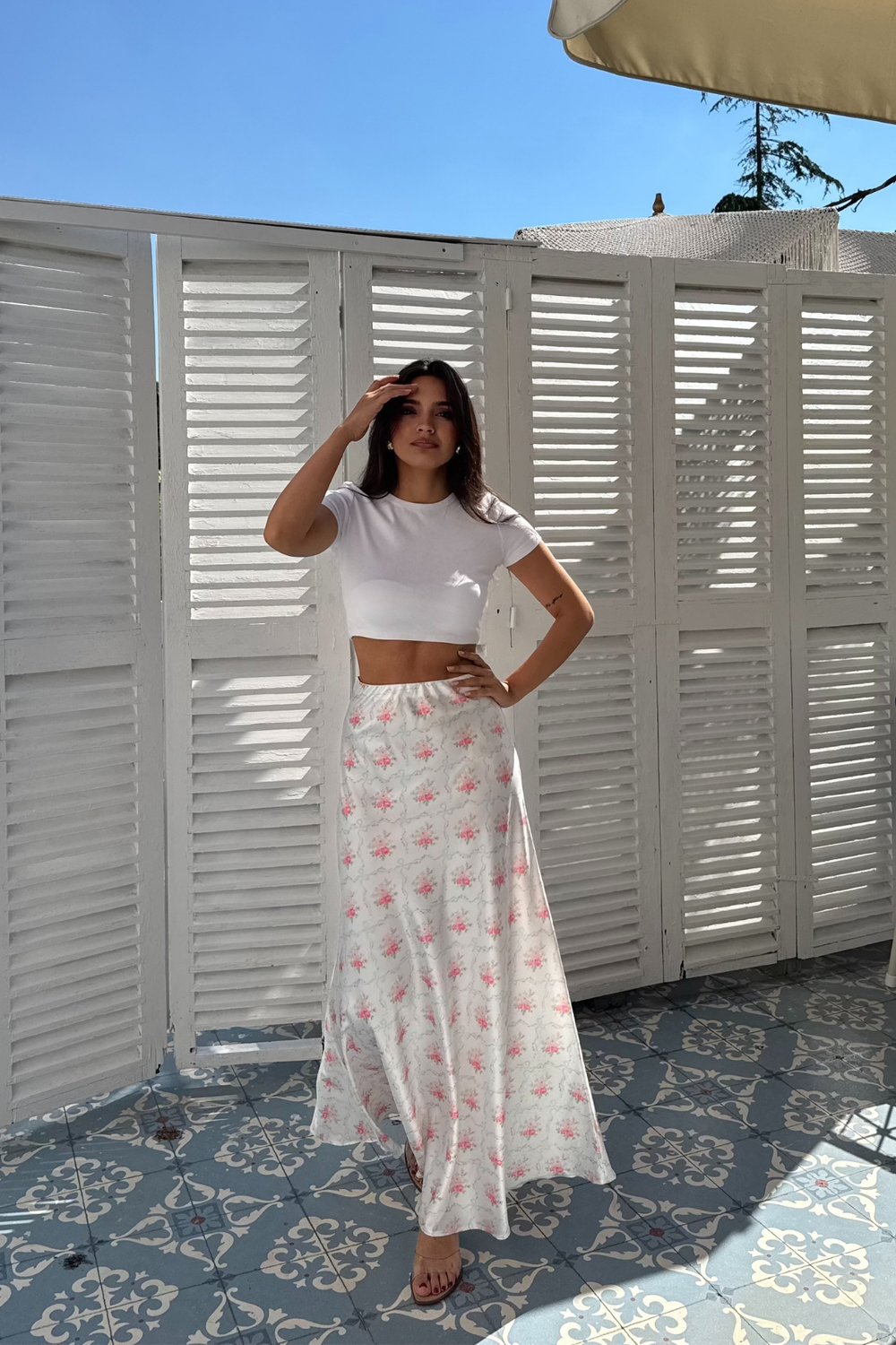 Çiçekli Saten Etek-Beyaz